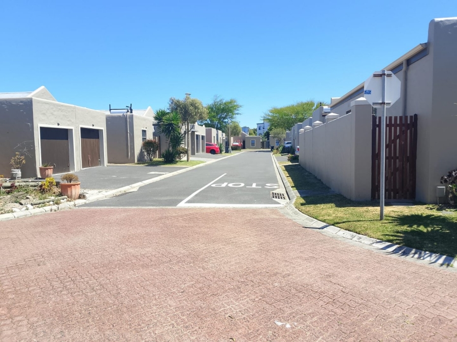 3 Bedroom Property for Sale in Table View Western Cape